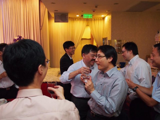 P9273559 (Large)